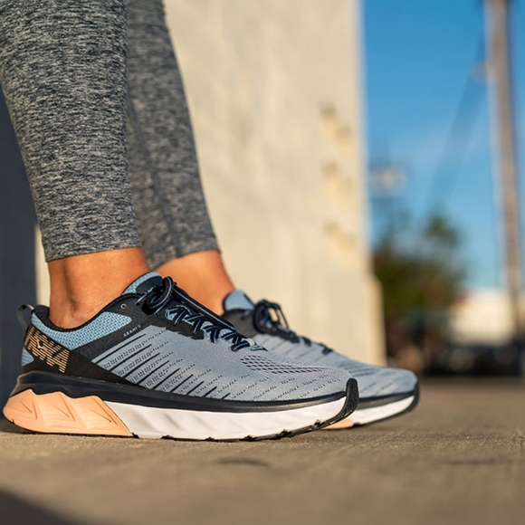 Hoka One Arahi 3 Stylish Blue Sneakers Size 8.5🌴 - Picture 3 of 10